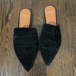 Franco Sarto Black Leather Upper Flat Shoes